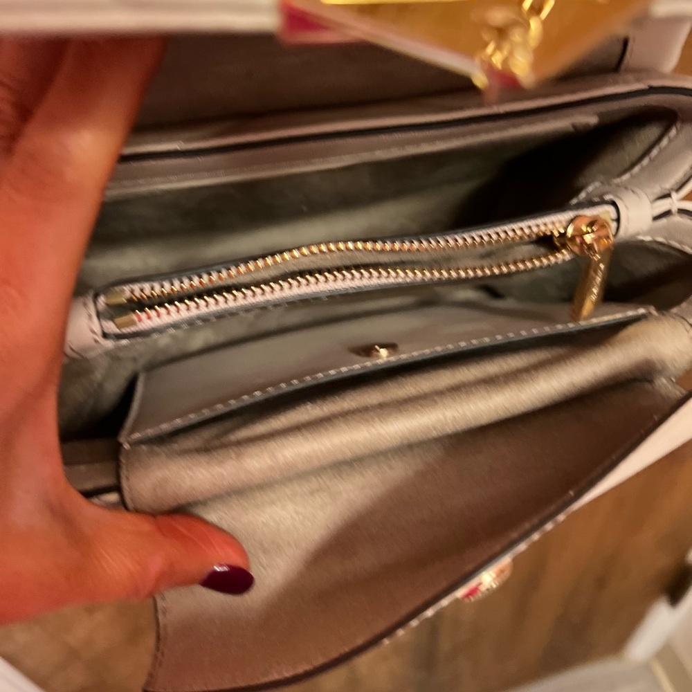 Michael Kors Blush Quilted bag - Picture 3 of 7